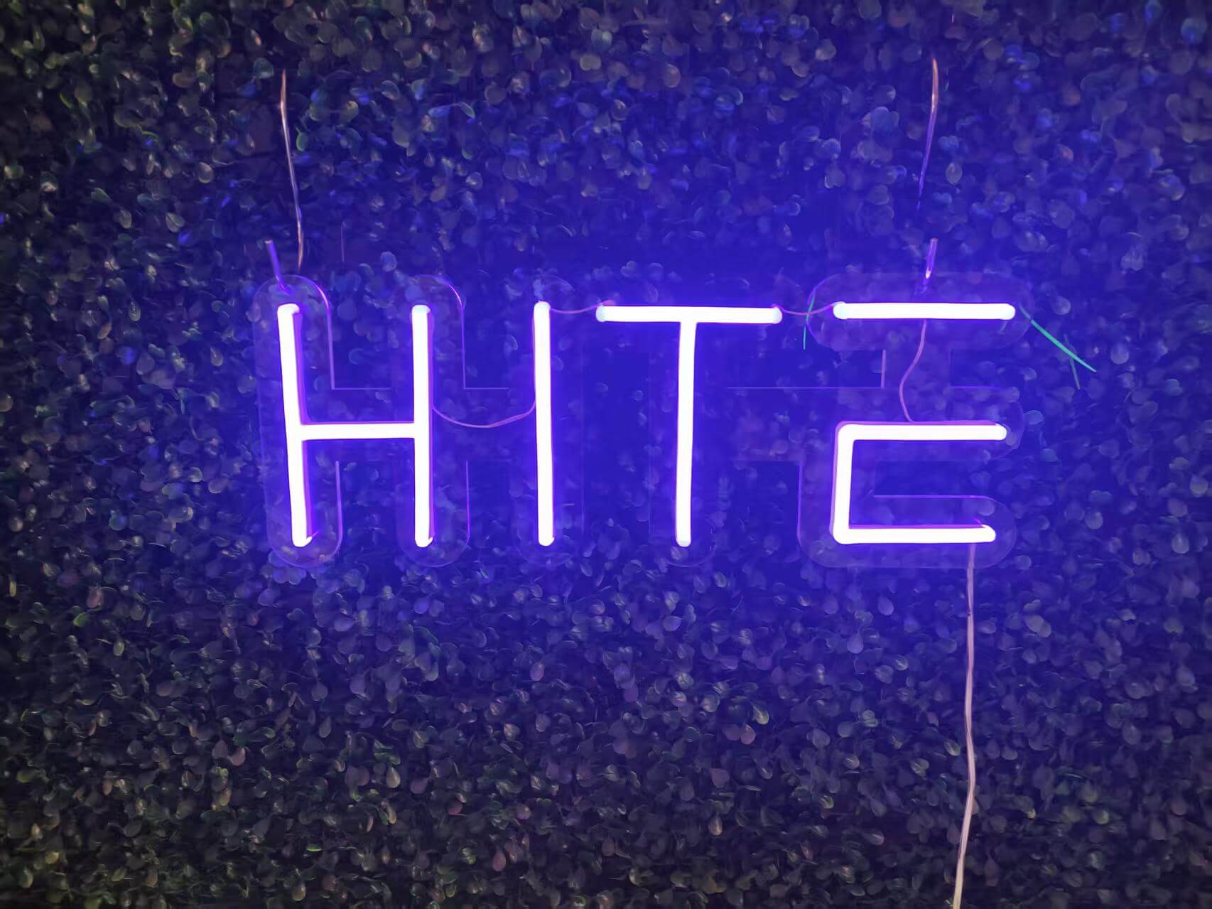 HITE Bdark blue custom neon sign for business logo